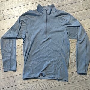 Gray Capilene 2 Patagonia Quarter-Zip Pullover